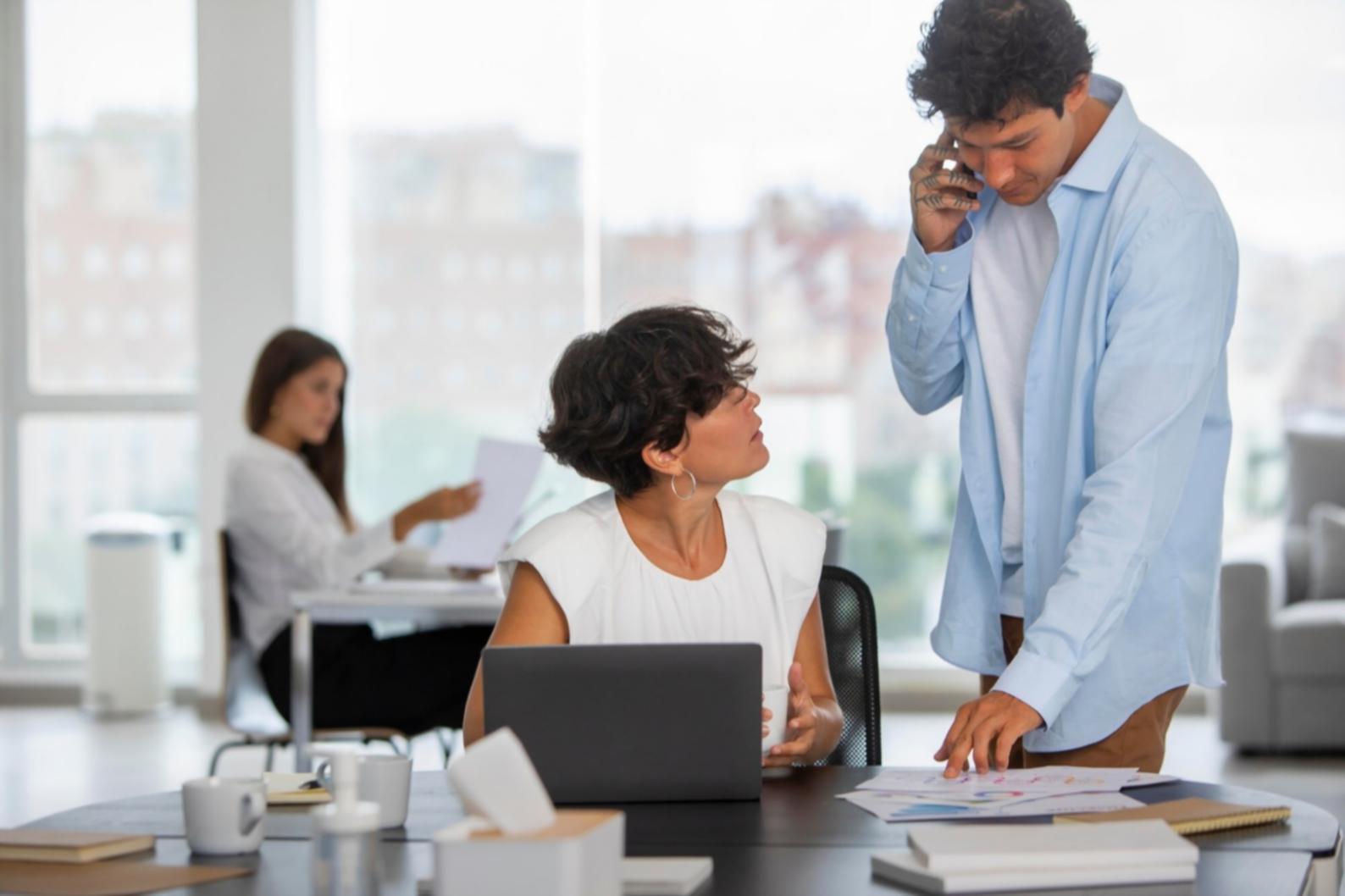 One-on-one consultation session at zenolytharix office